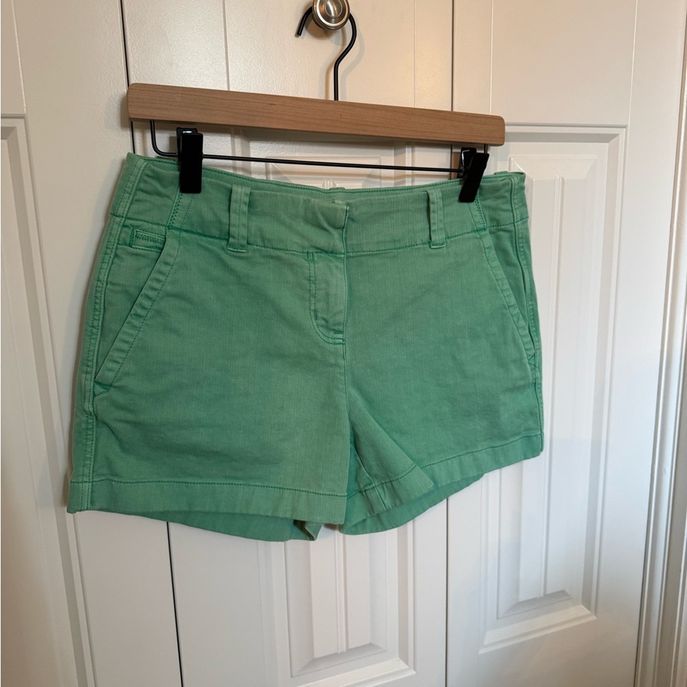 Vineyard Vines Green Women's Shorts